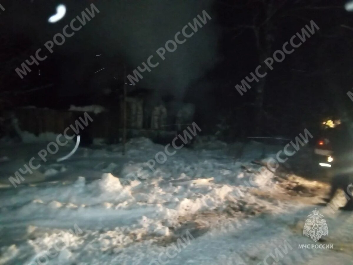 В Злынке Брянской области сгорел дом и погиб мужчина