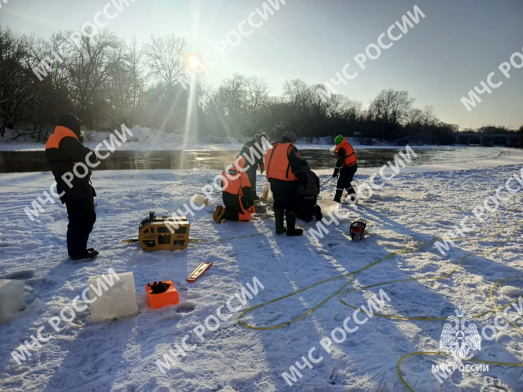 Не нашли. Пятые сутки поисков утонувших на Десне детей закончили безрезультатно