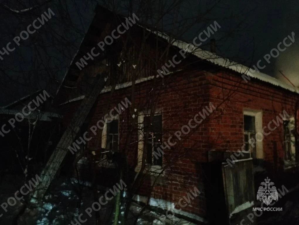 Жилой дом и пристройка горели в Сураже Брянской области