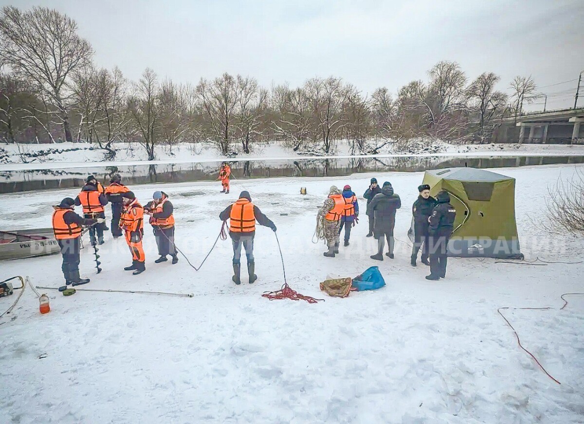 Завершаются первые сутки поиска утонувших в Брянске детей