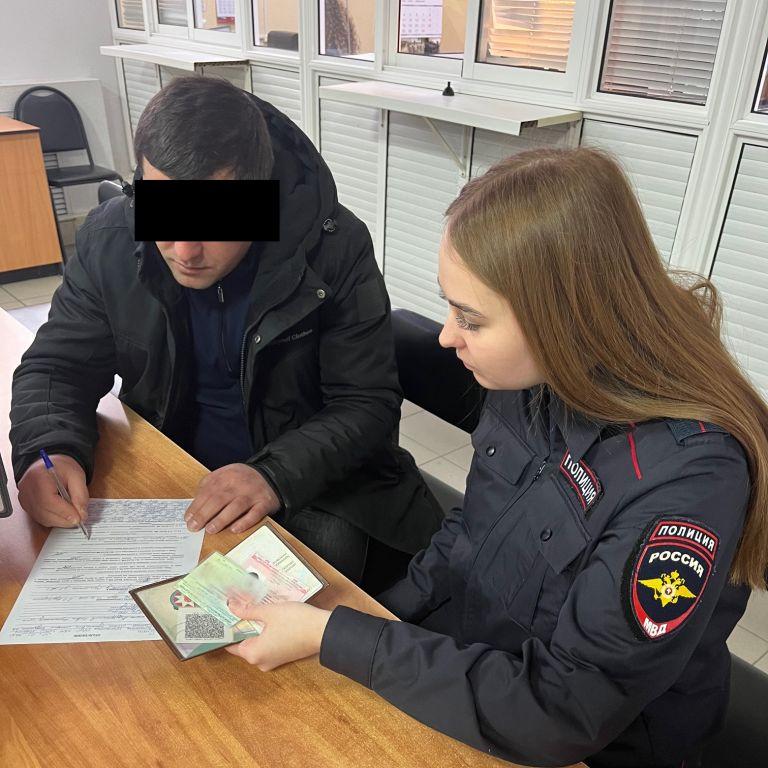 Выпечкой в Брянске торговал мигрант без патента