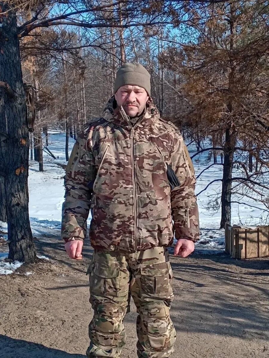 В Новозыбкове Брянской области прощаются с бойцом СВО