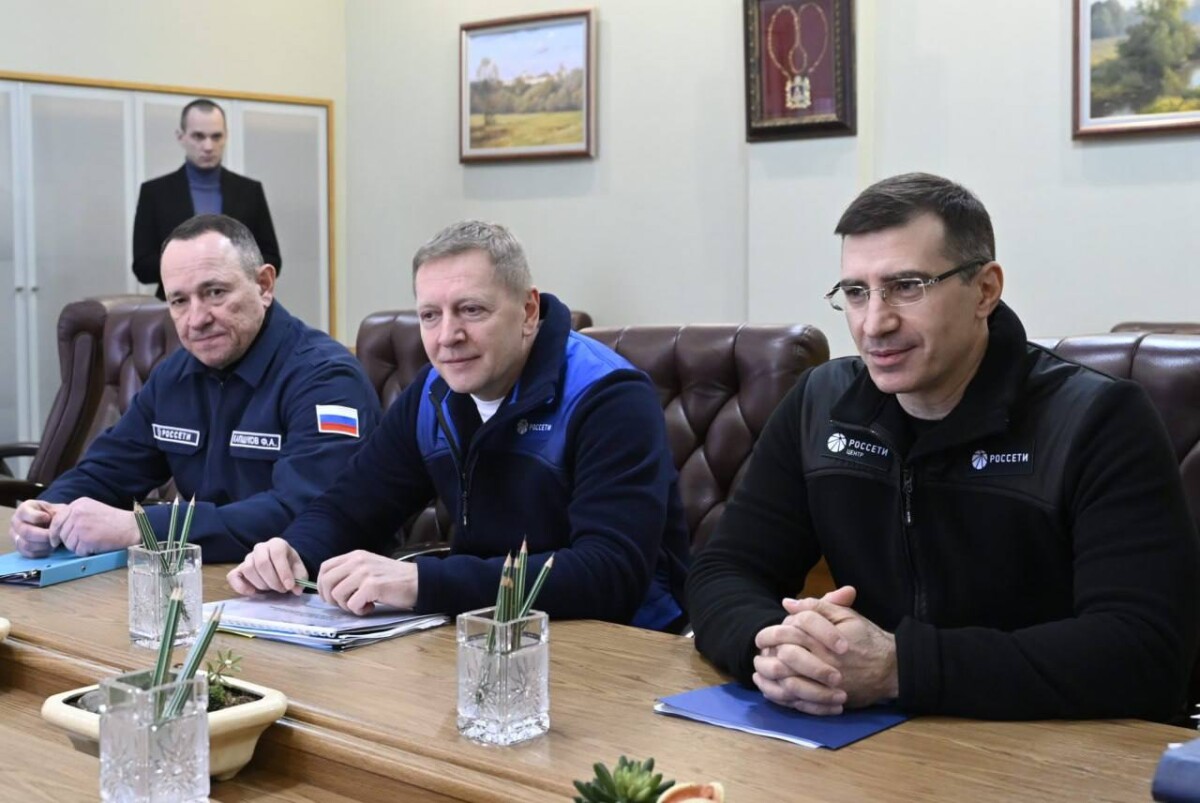 В Брянске состоялась рабочая встреча Александра Богомаза и Бориса Эбзеева