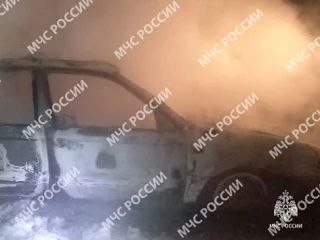 Ночью автомобиль сгорел в поселке Брянской области