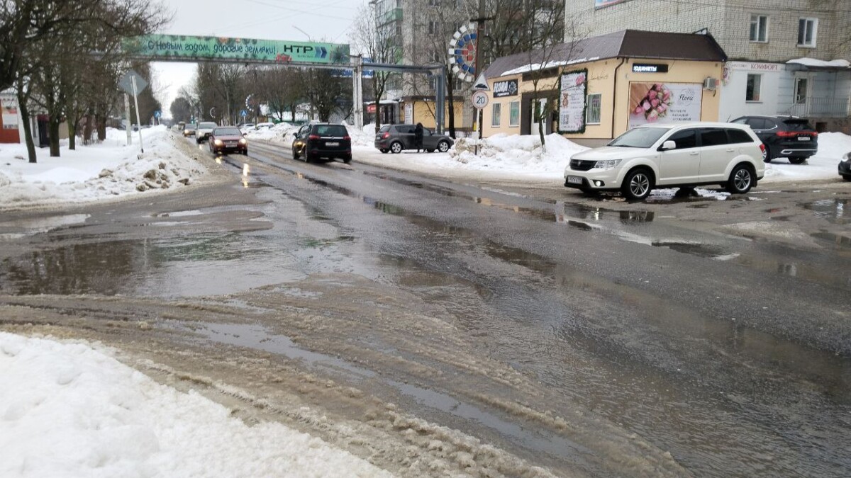 Дороги «поплыли» в Новозыбкове Брянской области