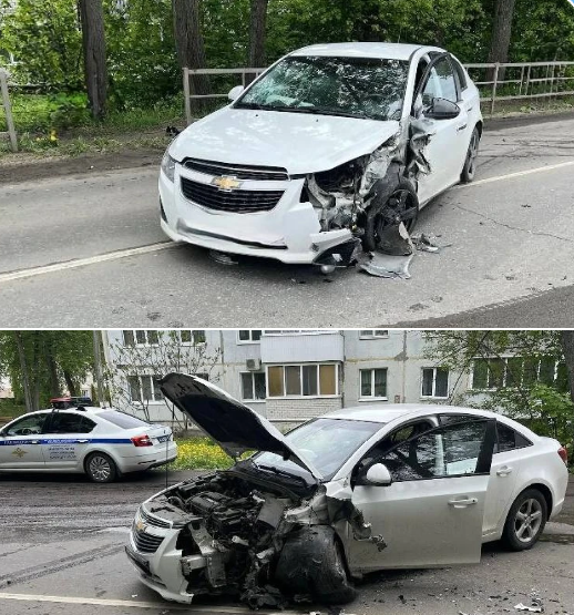 Две иномарки попали в ДТП в брянском селе