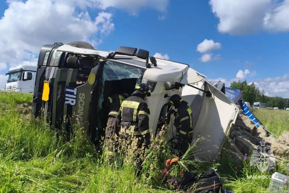 В Брянской области ликвидировали последствия ДТП на А-240