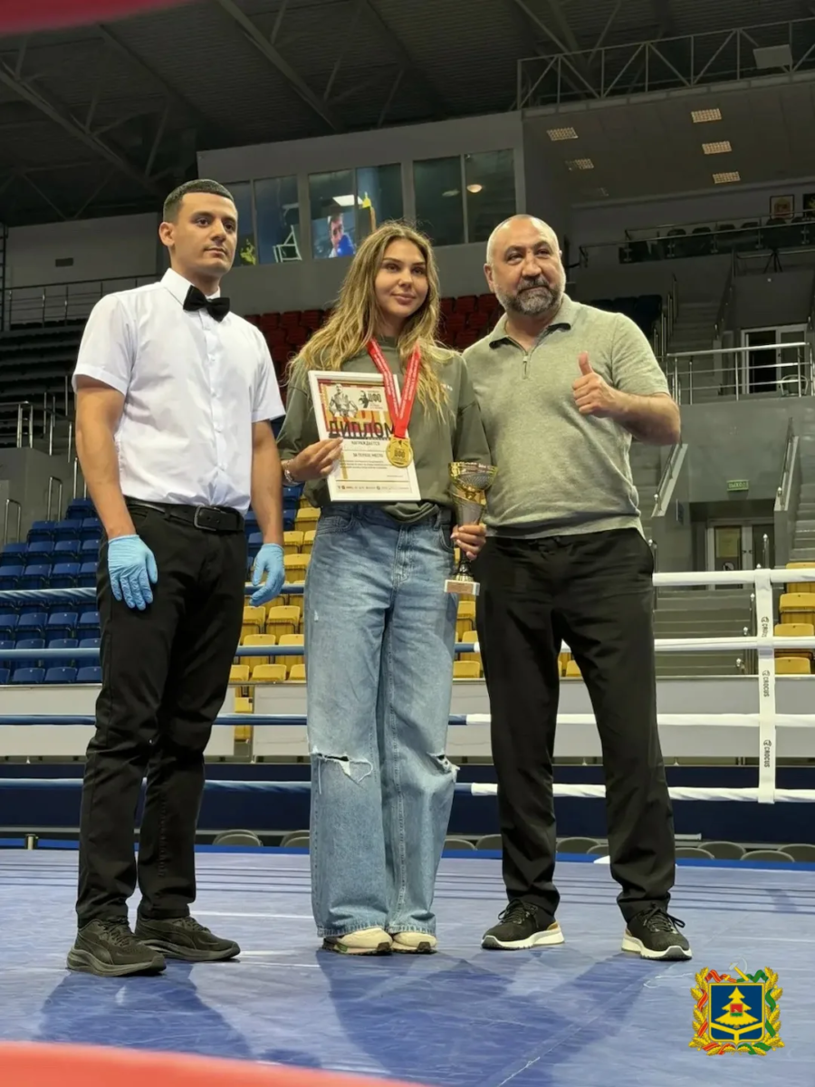 Брянская спортсменка Елена Жиляева стала чемпионкой ЦФО по боксу