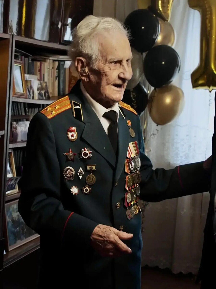 Ветеран Великой Отечественной войны из Брянска отметил сегодня 102-ой День Рождения!