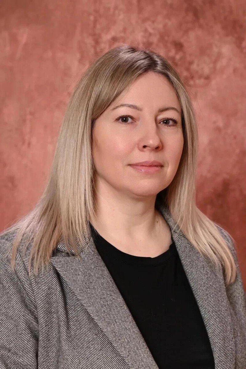 В шестой школе Новозыбкова работает победитель муниципального этапа областного конкурса «БиблиоПрофи‑32»!  