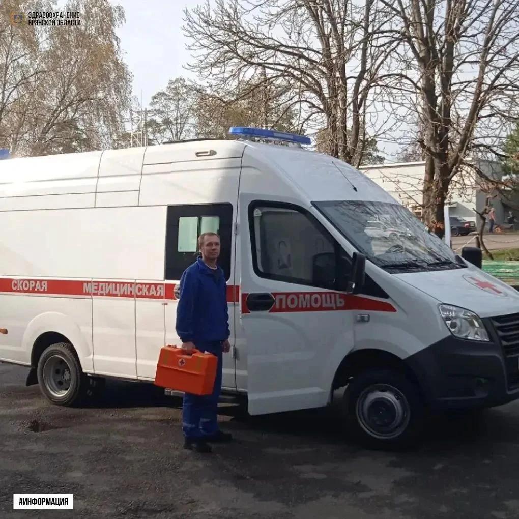 Бронированный автомобиль скорой помощи работает в приграничье Брянской области